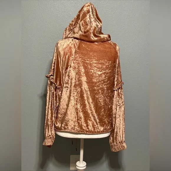 Anthropologie Crushed Velvet Hoodie Pink Gold Ruffle Accents Retro Lounge Large - Picture 2 of 9